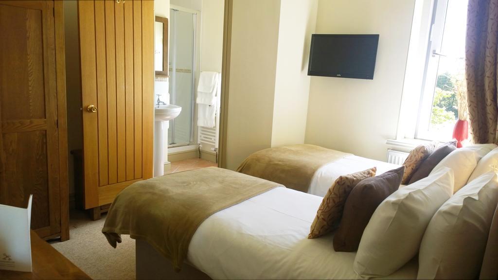 Cross Keys Inn Lydford-on-Fosse Екстериор снимка